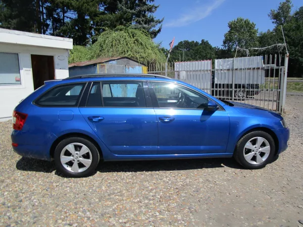 Škoda Octavia 1,6TDI-66KW- KOUPENA V ČR - foto 5