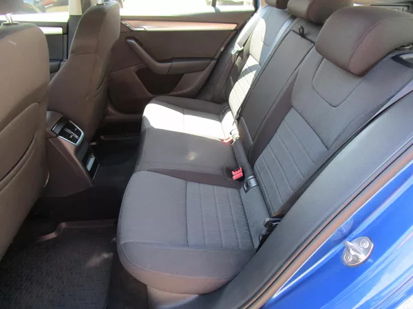 Škoda Octavia 1,6TDI-66KW- KOUPENA V ČR - foto 8