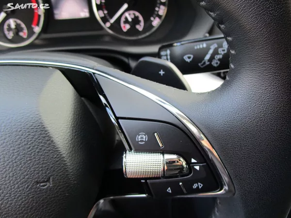 Škoda Octavia 1,0TSI-81KW-NOVÁ STK+OLEJ - foto 30