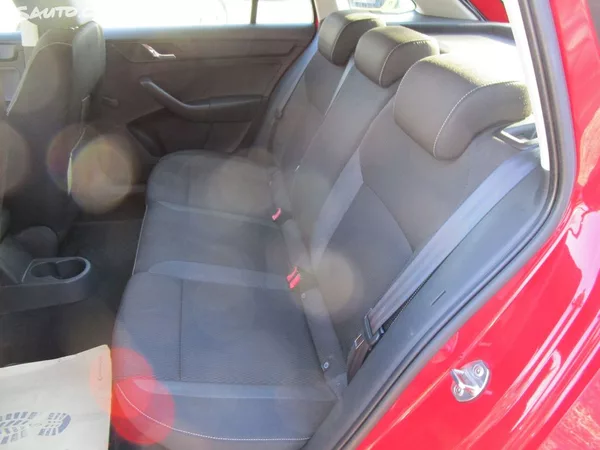 Škoda Rapid 1,2TSI-63KW-NOVÉ KOTOUČE+PRUŽ - foto 10