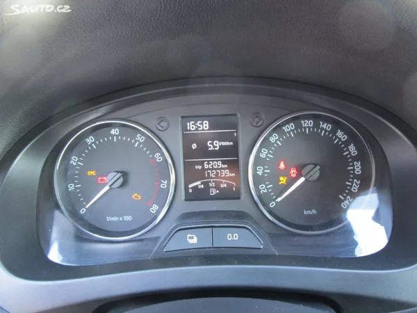 Škoda Rapid 1,2TSI-63KW-NOVÉ KOTOUČE+PRUŽ - foto 14