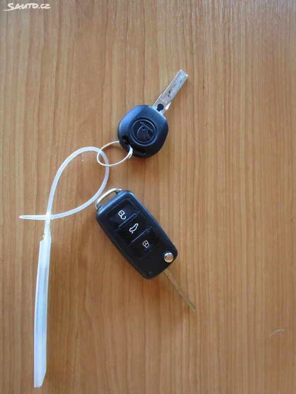 Škoda Rapid 1,2TSI-63KW-NOVÉ KOTOUČE+PRUŽ - foto 18