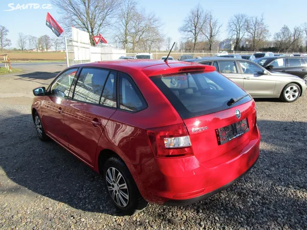 Škoda Rapid 1,2TSI-63KW-NOVÉ KOTOUČE+PRUŽ - foto 5