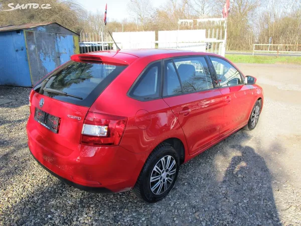 Škoda Rapid 1,2TSI-63KW-NOVÉ KOTOUČE+PRUŽ - foto 7