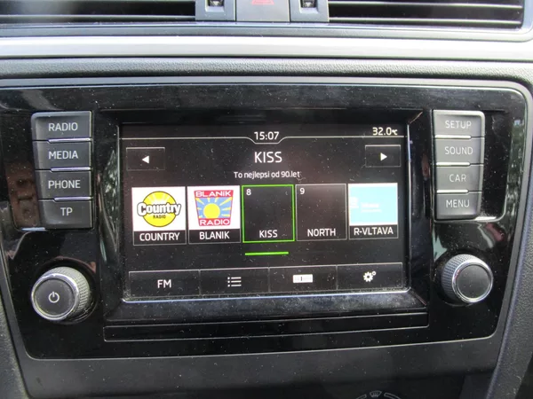 Škoda Rapid - foto 13