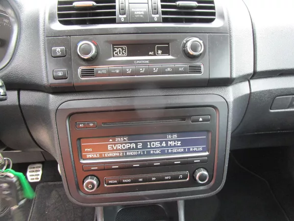 Škoda Roomster 1,2TSI-63KW-NOVÁ STK - foto 13
