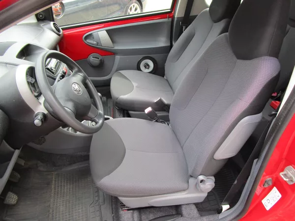 Toyota Aygo 1,0-50KW-NOVÁSTK - foto 7