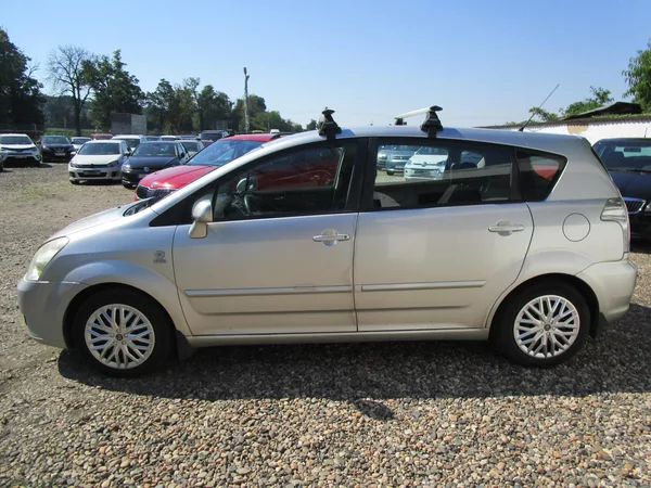 Toyota Corolla Verso 2,0D-85KW - foto 3