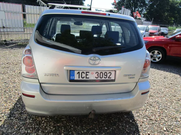 Toyota Corolla Verso 2,0D-85KW - foto 4