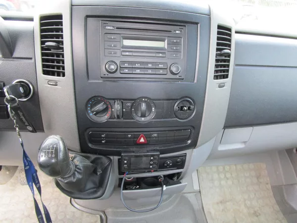 Volkswagen 2,5TDi-120KW - foto 10