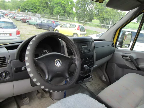 Volkswagen 2,5TDi-120KW - foto 8