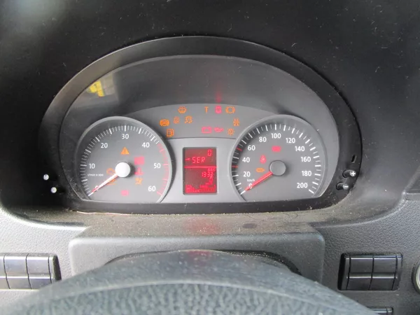 Volkswagen 2,5TDi-120KW - foto 9