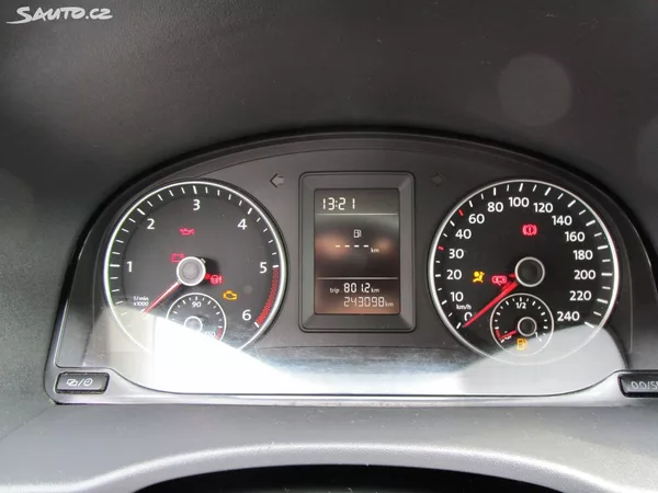 Volkswagen Caddy 1,6TDi-75KW- NOVÁ STK+SERVISKA - foto 14