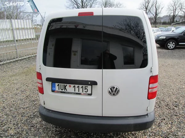 Volkswagen Caddy 1,6TDi-75KW- NOVÁ STK+SERVISKA - foto 6