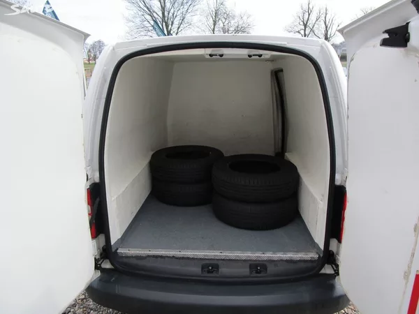 Volkswagen Caddy 1,6TDi-75KW- NOVÁ STK+SERVISKA - foto 9