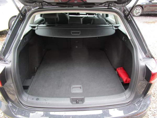 Volkswagen Golf 2,0TDI-DSG-NOVÁ STK+OLEJ - foto 12