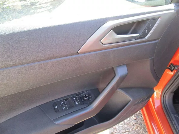 Volkswagen Polo 1,0TSi-70KW-NOVÁ STK - foto 16