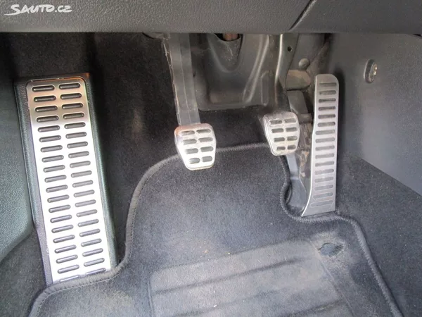 Volkswagen Tiguan 1,4TSI-90KW- NOVÉ ROZVODY - foto 29