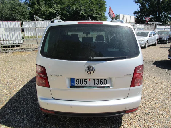 Volkswagen Touran 2,0i-80KW-POHON BENZÍN+ CNG - foto 4