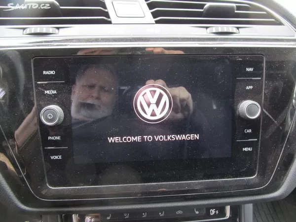 Volkswagen Touran 1,2TSI-81KW-NOVÁ STK+OLEJ - foto 21