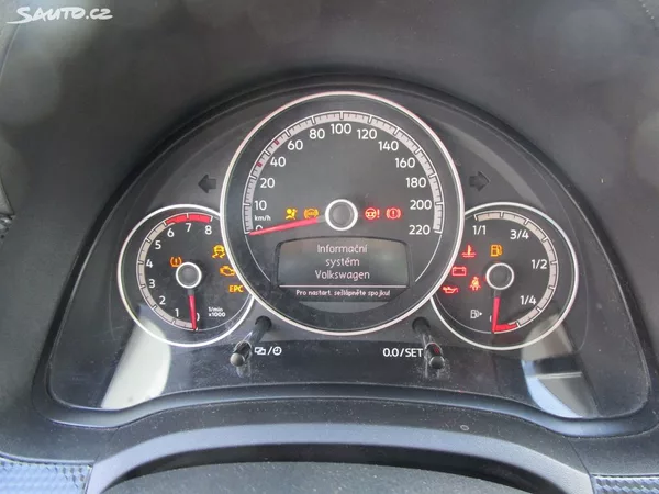Volkswagen up! 1,0MPI - 48KW - NOVÁ STK - foto 18