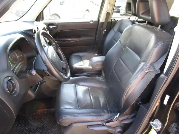 Jeep Patriot 2,0TDI-103KW- - foto 7