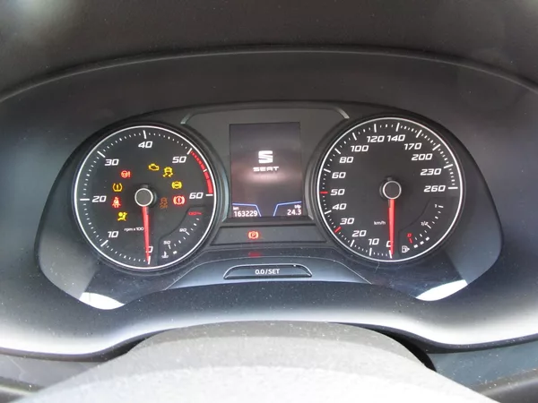 Seat Ateca 1,6TDI-85KW-NOVÁ STK - foto 12