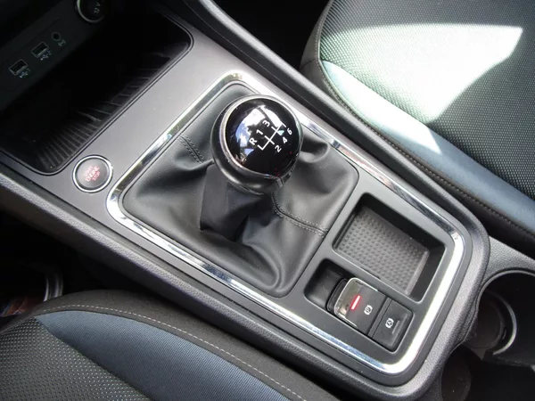 Seat Ateca 1,6TDI-85KW-NOVÁ STK - foto 15