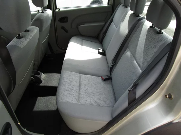 Dacia Logan 1,4-55W-KOUPENA V ČR - foto 8