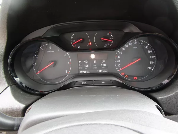 Opel Grandland X 1,2-96KW- KOUPEN V ČR+ROZVODY - foto 10