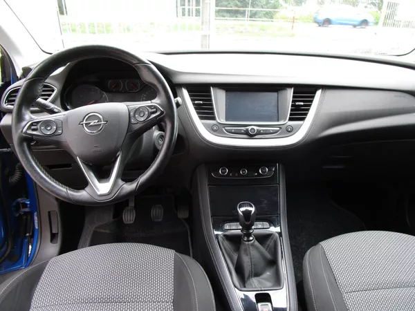 Opel Grandland X 1,2-96KW- KOUPEN V ČR+ROZVODY - foto 9