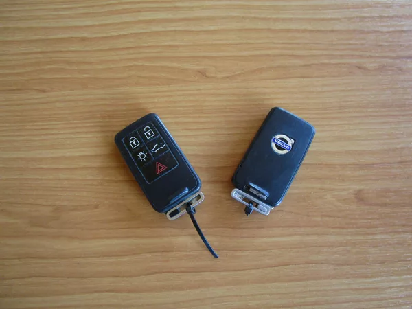 Volvo V70 2,4D-136KW - foto 13