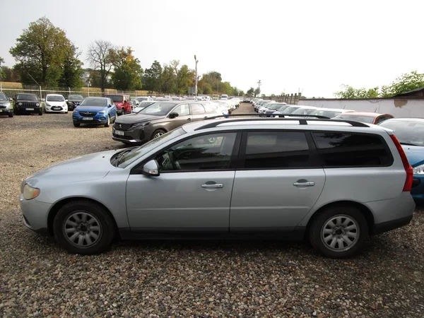 Volvo V70 2,4D-136KW - foto 3