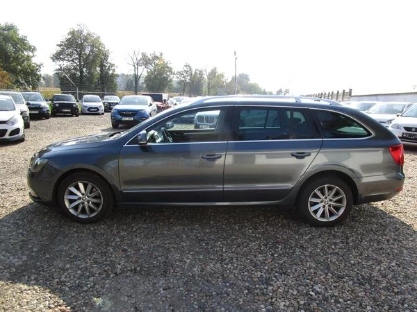 Škoda Superb 1,6TDI-77KW-NOVÝ OLEJ - foto 3