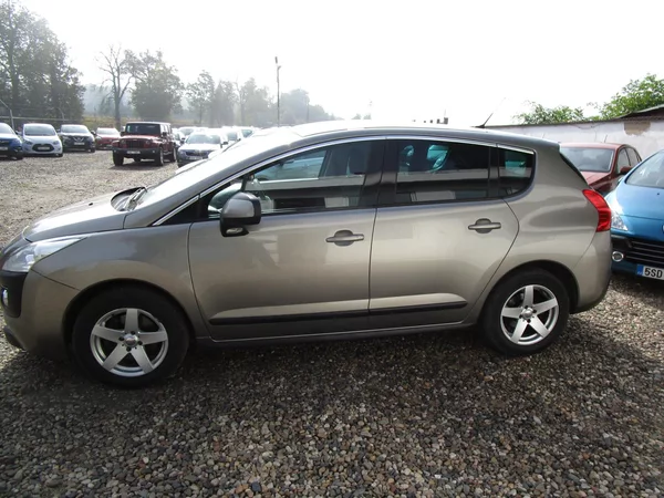 Peugeot 3008 1,6-115KW-NOVÉ KOTOUČE+BATERIE - foto 3
