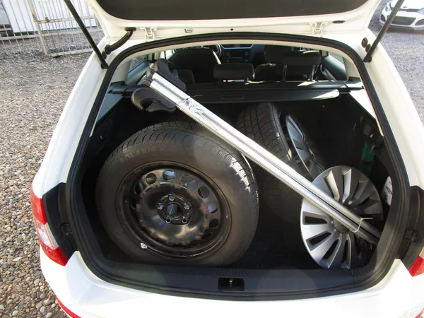 Škoda Octavia 1,6TDI-81KW-KOUPENA v ČR+STK - foto 6