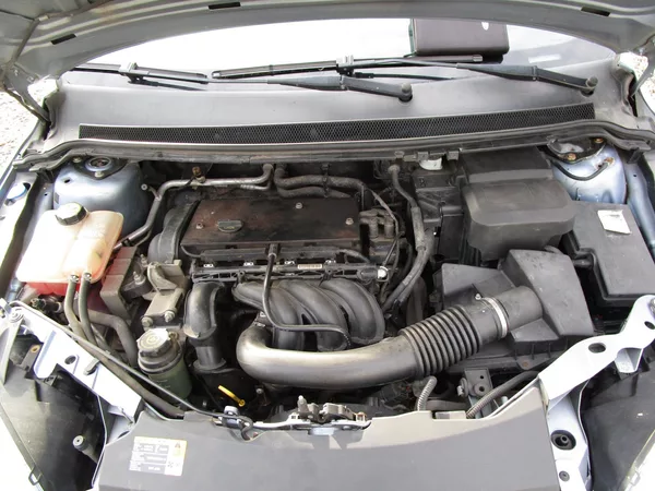 Ford Focus 1,6-74KW-1.MAJITEL-KOUPEN V ČR - foto 12