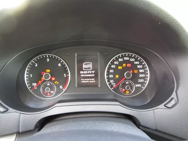 Seat Alhambra 2,0TDI-103KW-NOVÁ STK+ROZVODY - foto 17