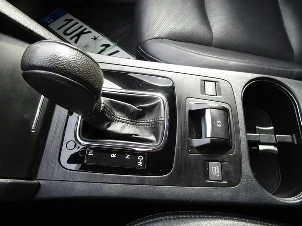 Subaru Outback 2,0D-110KW-AUTOMAT-PĚKNÝ - foto 15