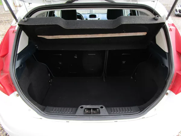 Ford Fiesta 1,2-44KW-NOVÉ ROZVODY+OLEJ - foto 6