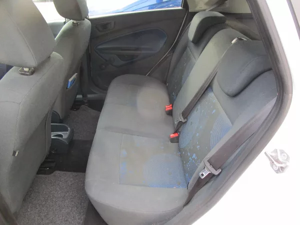 Ford Fiesta 1,2-44KW-NOVÉ ROZVODY+OLEJ - foto 8