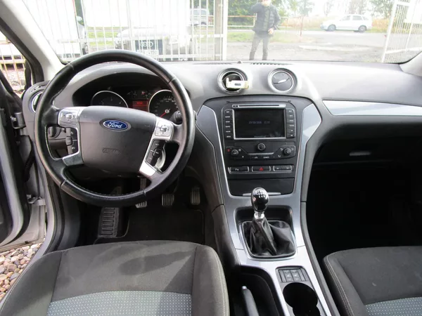 Ford Mondeo 2,0TDCI-103KW-NOVÝ OLEJ+FILTRY - foto 7