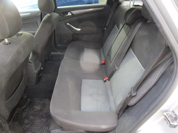 Ford Mondeo 2,0TDCI-103KW-NOVÝ OLEJ+FILTRY - foto 9