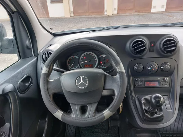 Mercedes-Benz Citan 1,5 CDi 81kw LONG 5 míst - foto 12