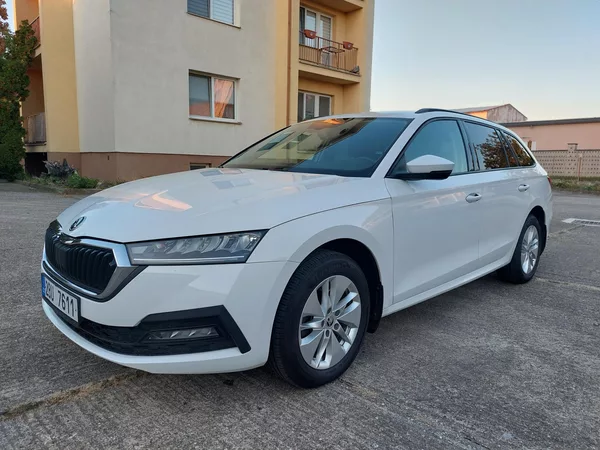 Škoda Octavia 2,0 TDi 85kw Ambition ČR
