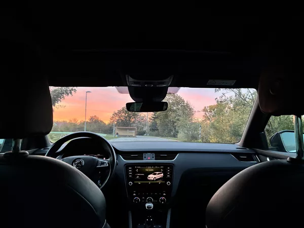 Škoda Octavia STYLE 110 kW MAX.VÝBAVA - foto 10