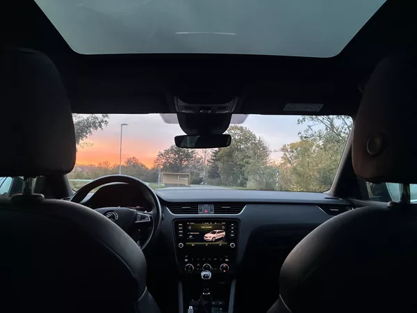 Škoda Octavia STYLE 110 kW MAX.VÝBAVA - foto 11