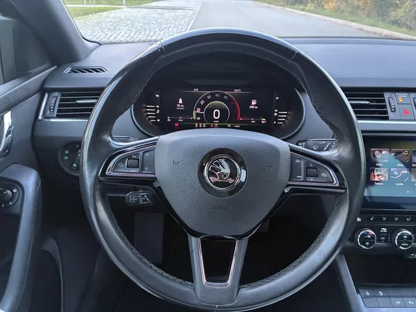 Škoda Octavia STYLE 110 kW MAX.VÝBAVA - foto 13