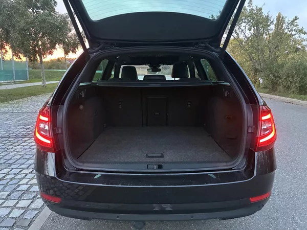 Škoda Octavia STYLE 110 kW MAX.VÝBAVA - foto 18