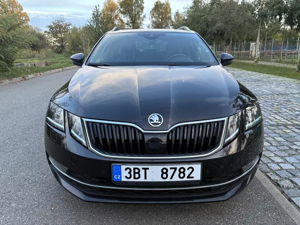 Škoda Octavia STYLE 110 kW MAX.VÝBAVA - foto 7
